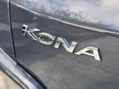 Used 2023 Hyundai Kona SEL image 9