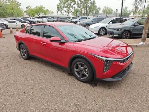 Used 2025 Kia K4 FWD image 13