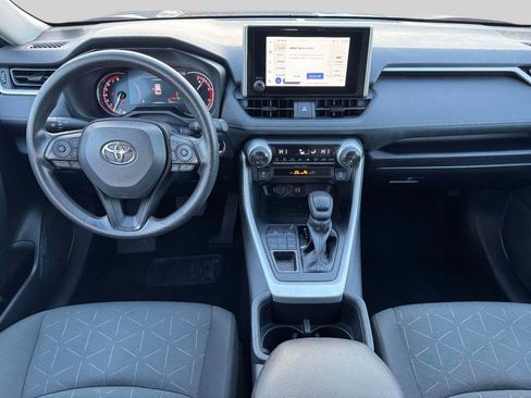 Used 2024 Toyota RAV4 XLE AWD/4WD image 12