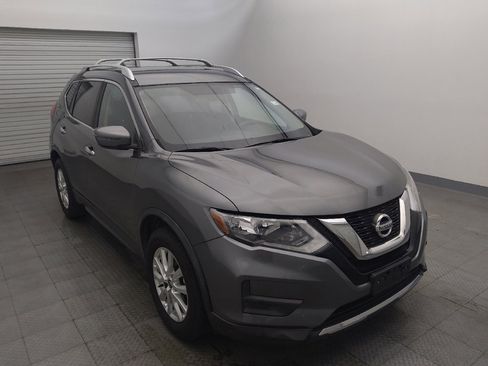Used 2017 Nissan Rogue SV FWD image 13