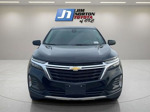 Used 2023 Chevrolet Equinox LT image 2
