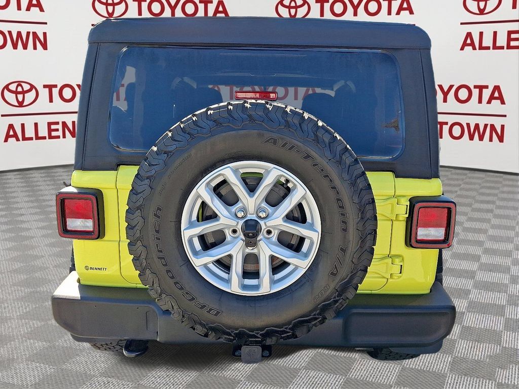Used 2023 Jeep Wrangler Sport AWD/4WD image 7