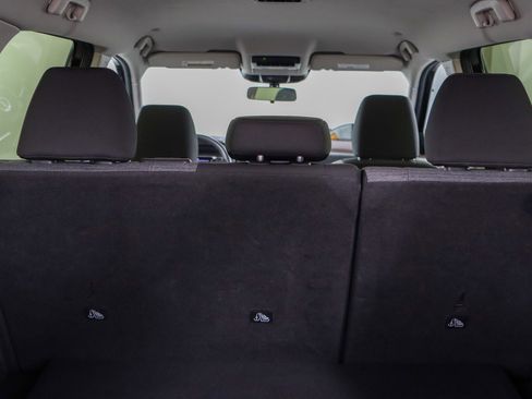 Used 2023 Nissan Rogue SV image 28