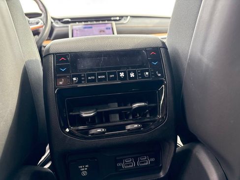 Used 2021 Jeep Grand Cherokee L Summit AWD/4WD image 22
