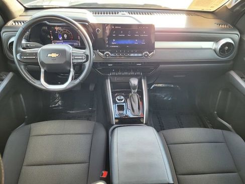 Used 2023 Chevrolet Colorado LT w/ LT Convenience Package II image 9