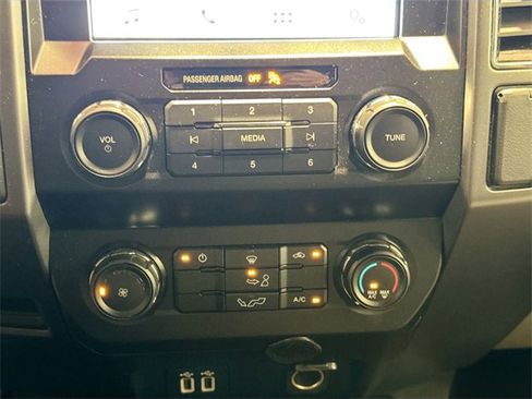 Used 2019 Ford F150 XLT image 13