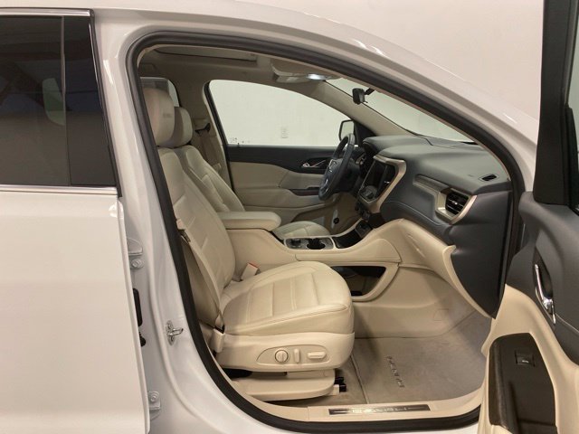 Used 2023 GMC Acadia Denali w/ Denali Technology Package AWD/4WD image 26