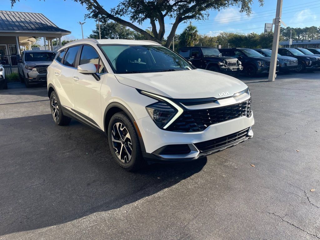 Used 2024 Kia Sportage EX AWD/4WD image 8