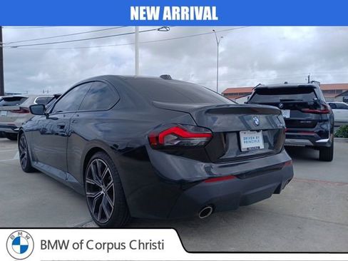 Used 2023 BMW 230i Coupe w/ Premium Package image 7