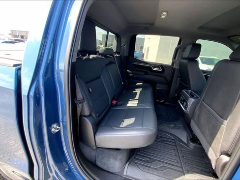 Used 2024 GMC Sierra 1500 SLT w/ SLT Premium Plus Package AWD/4WD image 19