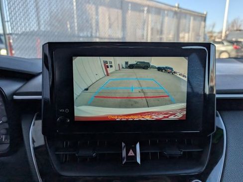 Used 2023 Toyota Corolla LE image 17