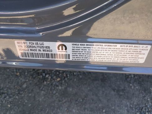 New 2026 RAM 3500 Big Horn AWD/4WD image 28
