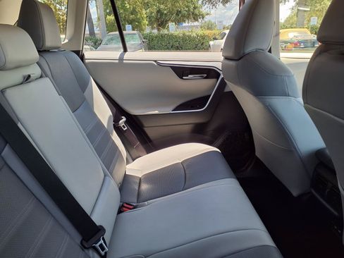 Used 2021 Toyota RAV4 Limited w/ Limited Grade Weather Package FWD image 7
