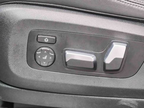 Used 2025 BMW X5 sDrive40i w/ Executive Package RWD image 28