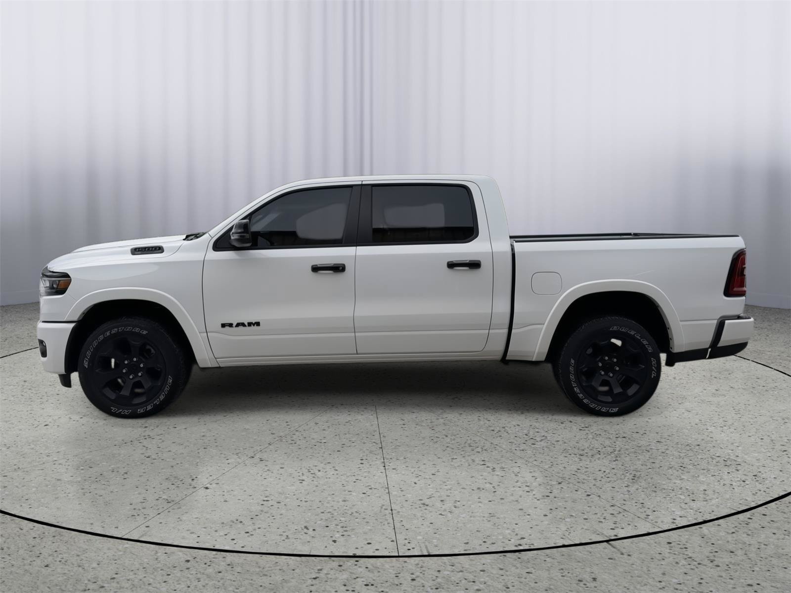 Used 2025 RAM 1500 Big Horn AWD/4WD image 2