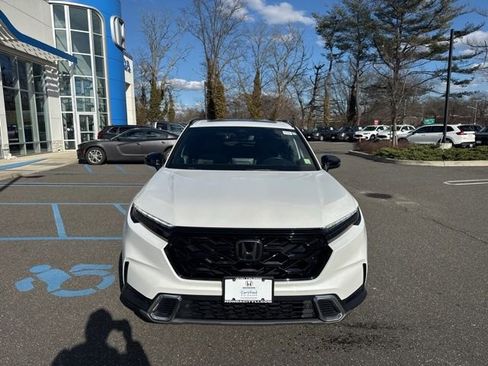 Used 2023 Honda CR-V Sport Touring image 3