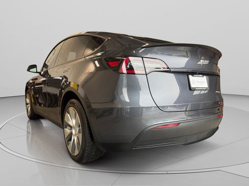 Used 2020 Tesla Model Y Performance AWD/4WD image 3