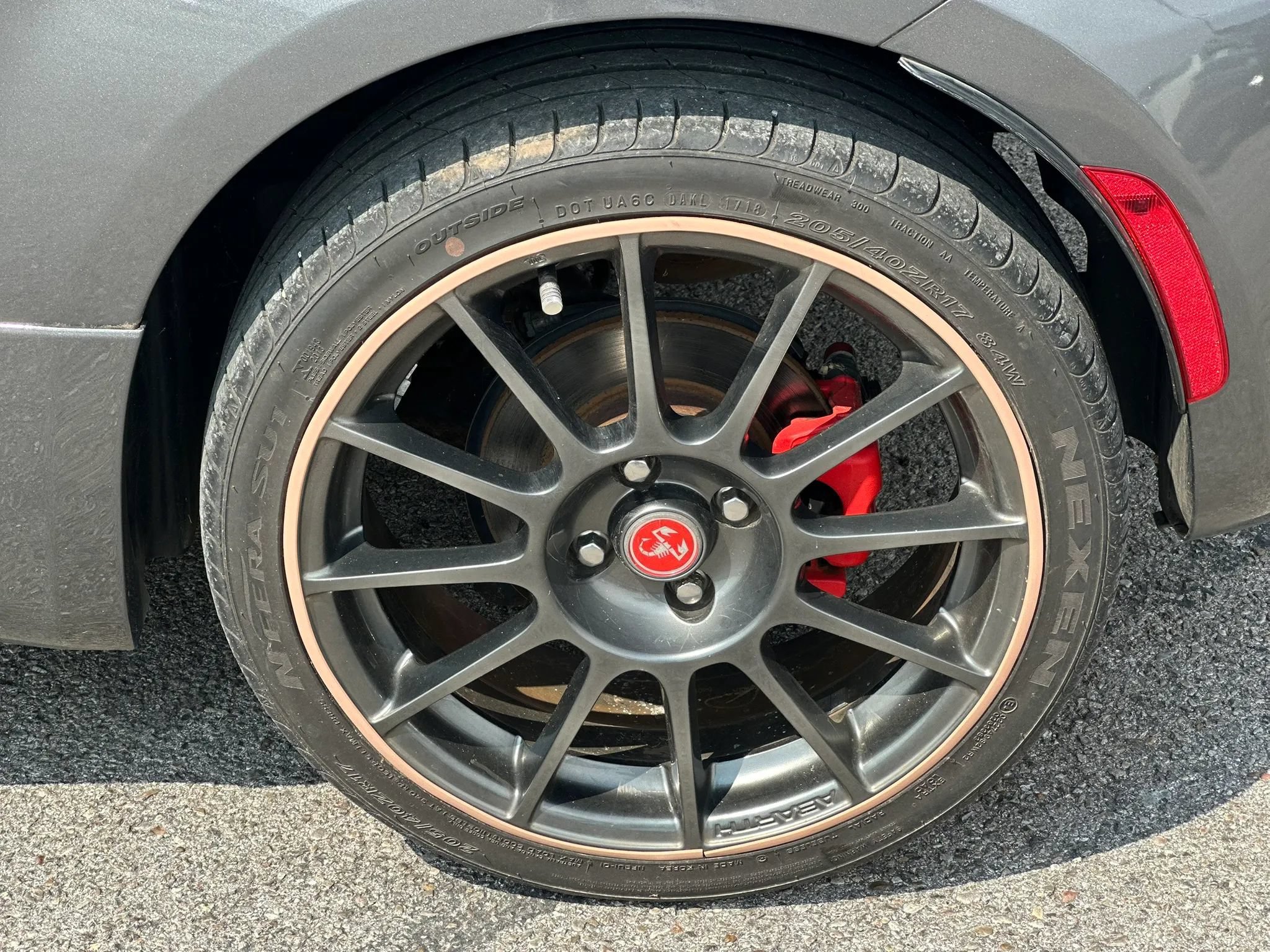 Used 2013 FIAT 500 Abarth w/ Comfort/Convenience Group FWD image 17