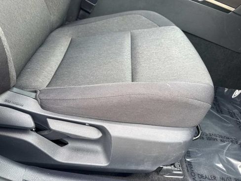 Used 2025 Toyota Camry LE w/ Convenience Package FWD image 14