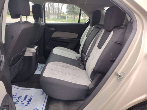 Used 2011 Chevrolet Equinox LS FWD image 10