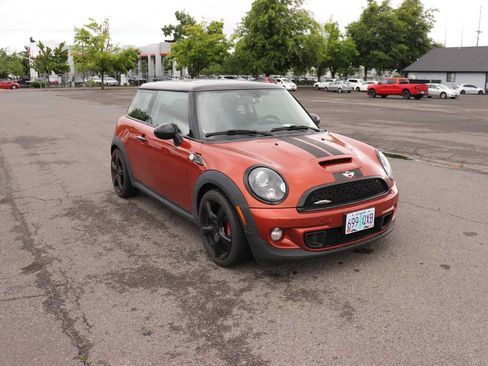 Used 2013 MINI Cooper S FWD image 3