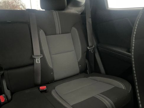 Used 2025 Chevrolet Blazer LT image 36