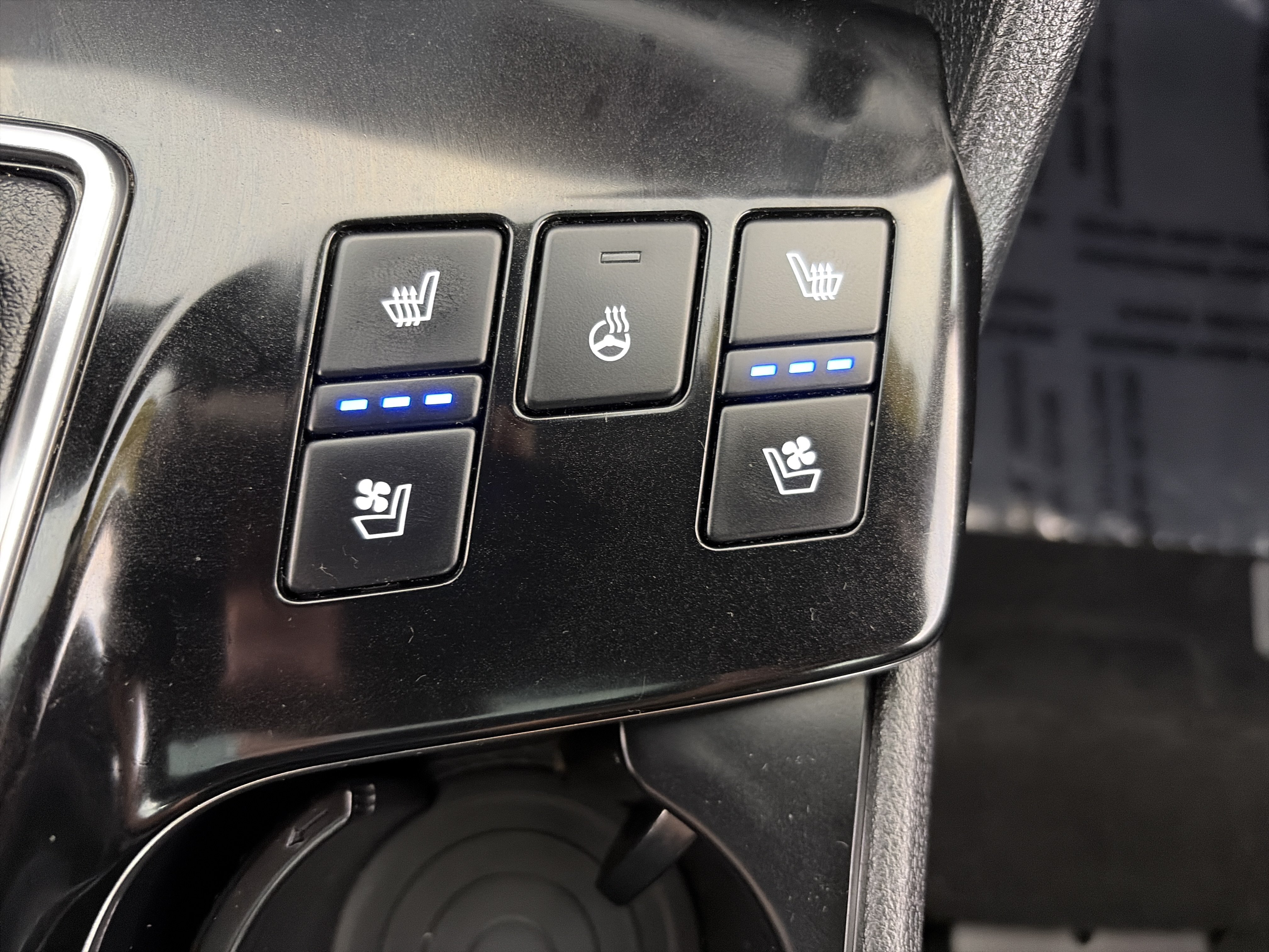 Certified 2023 Kia Sportage X-Pro Prestige AWD/4WD image 29