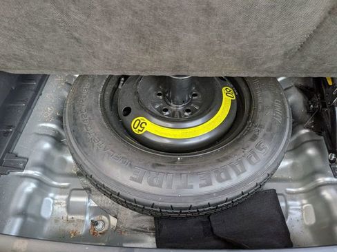 Used 2012 Hyundai Tucson Limited w/ Premium Pkg image 19