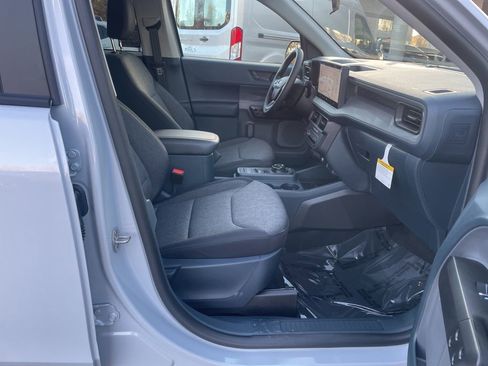 New 2025 Ford Maverick XLT w/ Black Appearance Package image 27