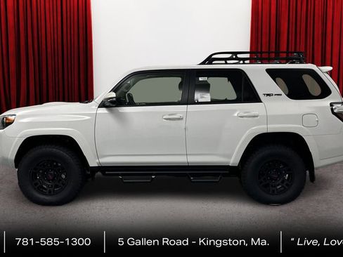 Used 2024 Toyota 4Runner TRD Pro AWD/4WD image 8