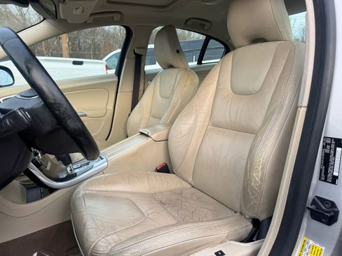 Used 2012 Volvo S60 T5 image 14