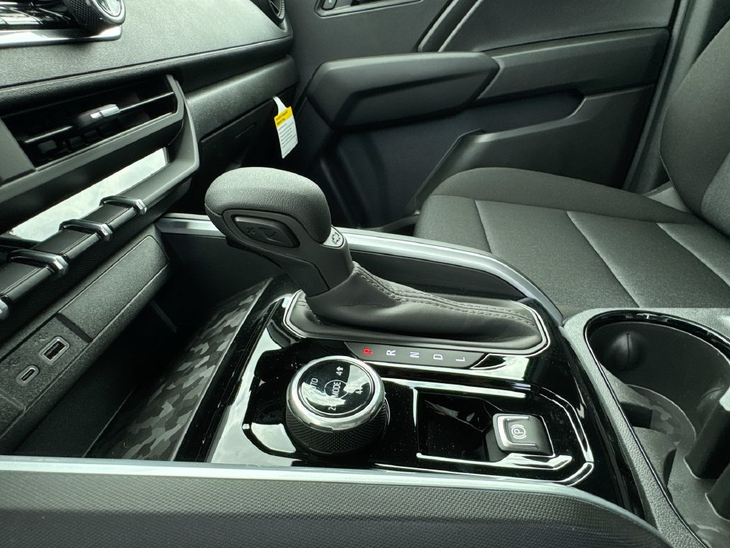 New 2026 Chevrolet Colorado Trail Boss AWD/4WD image 23