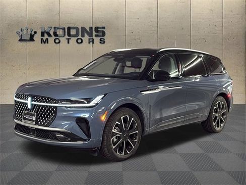 New 2026 Lincoln Nautilus Reserve image 1