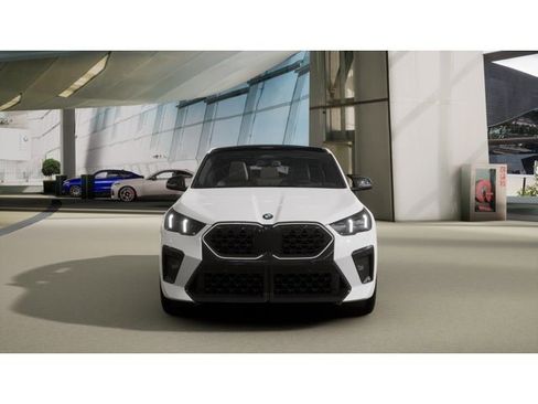 New 2026 BMW X2 xDrive28i w/ Technology Package AWD/4WD image 3
