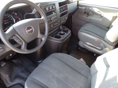 Used 2024 GMC Savana 2500 Work Van w/ Driver Convenience Package image 7