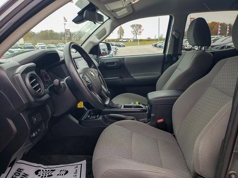Used 2021 Toyota Tacoma SR image 10