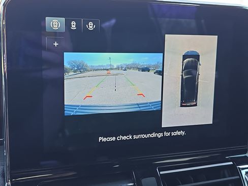 Used 2020 Lincoln Navigator Reserve w/ Luxury Package image 17