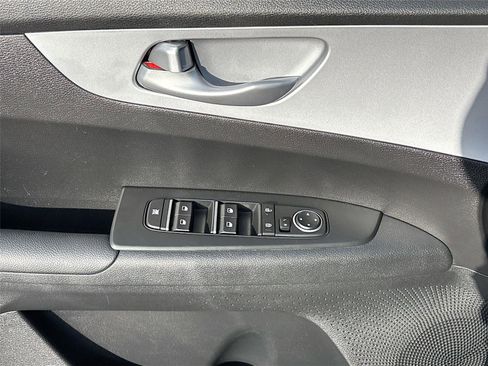 Used 2024 Kia Forte LXS image 20
