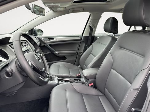 Used 2015 Volkswagen Golf S w/ Lighting Package FWD image 6