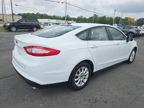Used 2015 Ford Fusion S FWD image 6