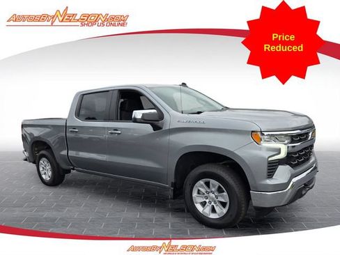 Used 2025 Chevrolet Silverado 1500 LT AWD/4WD image 1