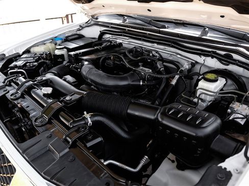 Used 2019 Nissan Frontier S image 43