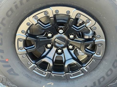 New 2025 Ford Bronco Raptor AWD/4WD image 13