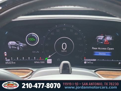 Used 2023 Cadillac Escalade ESV Premium Luxury RWD image 30