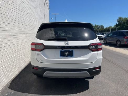 Used 2023 Honda Pilot EX-L image 3
