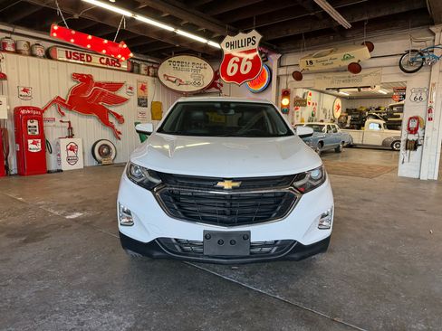 Used 2021 Chevrolet Equinox LT image 8