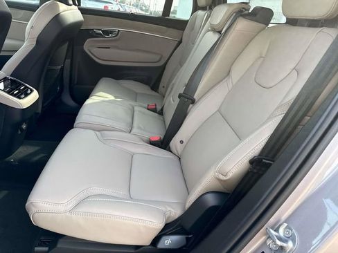 New 2026 Volvo XC90 B6 Ultra image 17