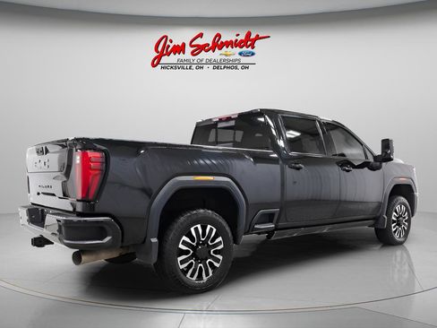 Used 2025 GMC Sierra 2500 Denali Ultimate AWD/4WD image 6