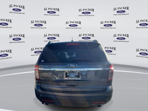 Used 2015 Ford Explorer XLT w/ Equipment Group 202B image 5