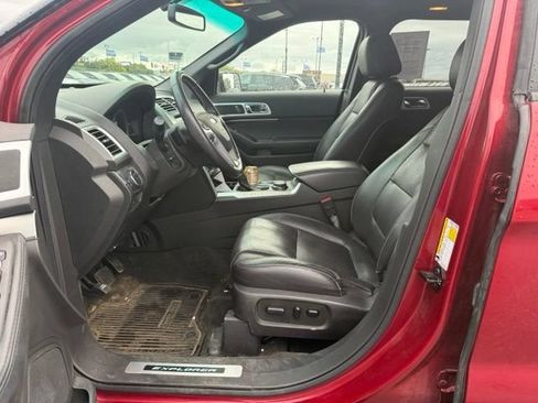 Used 2015 Ford Explorer Sport w/ Equipment Group 401A AWD/4WD image 14